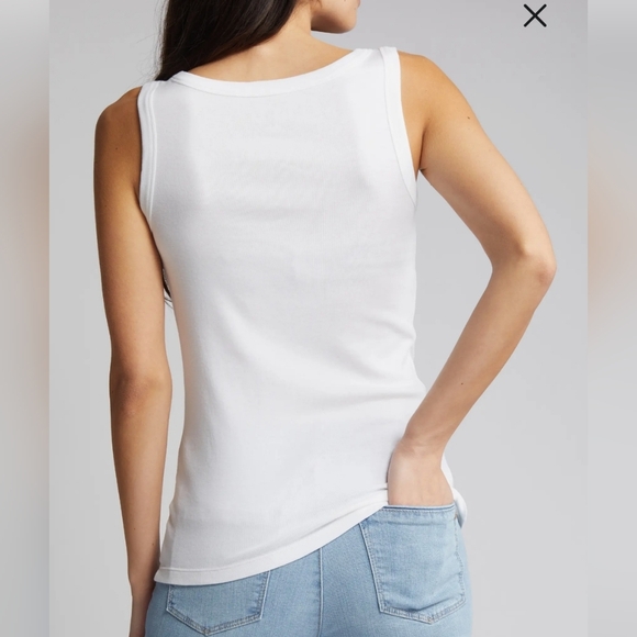 NWT Caslon V-Neck Tank - Picture 2 of 8